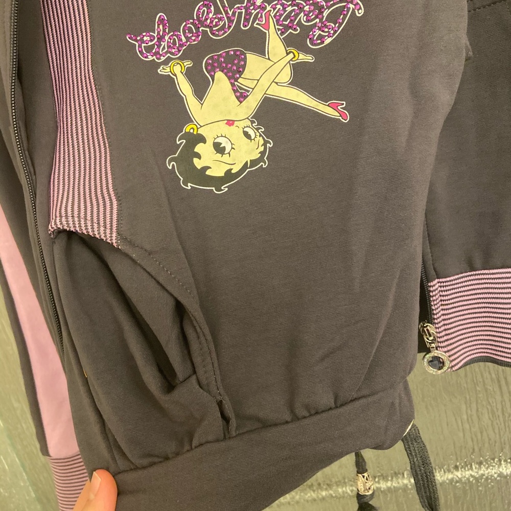 Tracksuit set - Picture 4 of 5